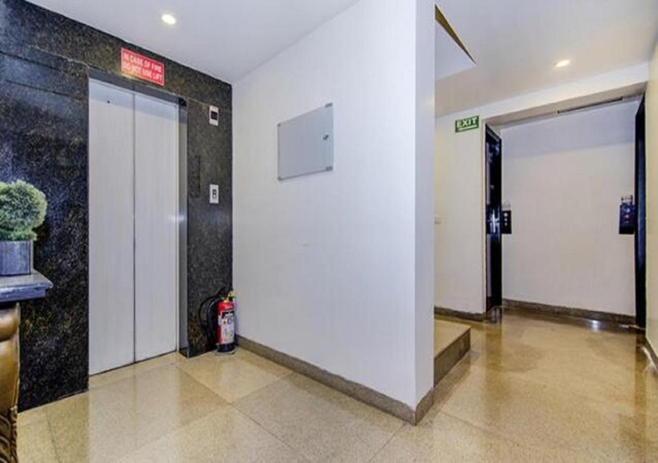 Hotel Rockland Panchsheel Enclave Új-Delhi Kültér fotó